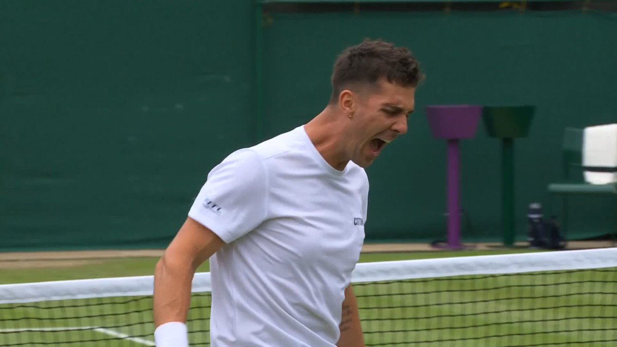 FOUR match points saved, ONE epic victory 🤯 @tkokkinakis completes a brilliant comeback against Auger-Aliassime, 4-6, 5-7, 7-6(9), 6-4, 6-4 🇦🇺 #Wimbledon