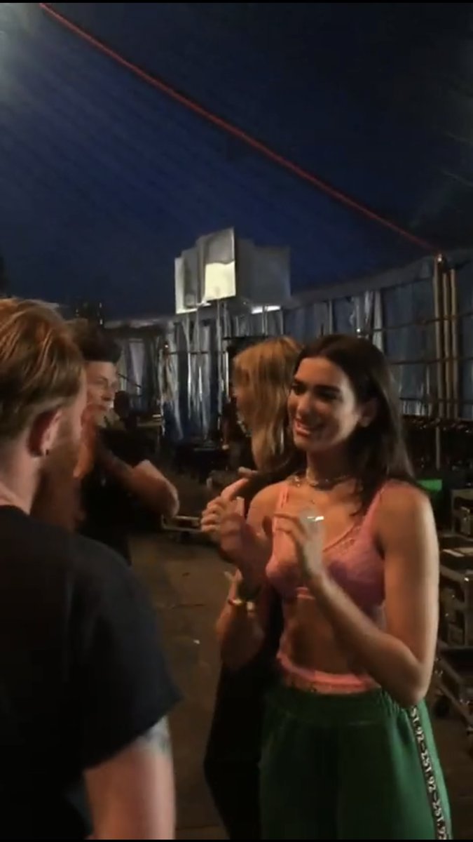 📹 | “I was sent this the other day... backstage at glasto a few years ago in the DL1 era 🫀 a massive dream come true that I just headlined the very same festival, we really manifested that shit guyssss” — DUA LIPA via Community Text (03/07)