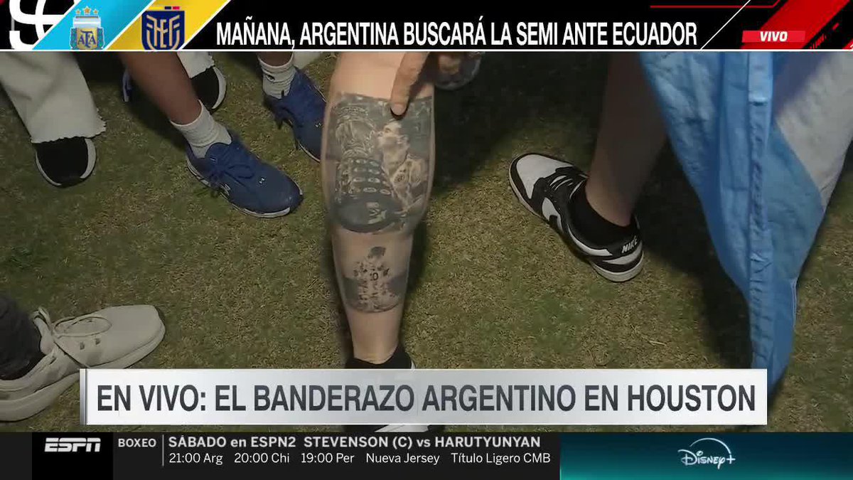 Quítenle la nacionalidad a este tipo. Nos avergüenza ante el mundo. ¿Cómo carajo puedes apoyar a otra selección antes que la de tu país? Una cosa es amar a Messi, pero eso no tiene perdón.