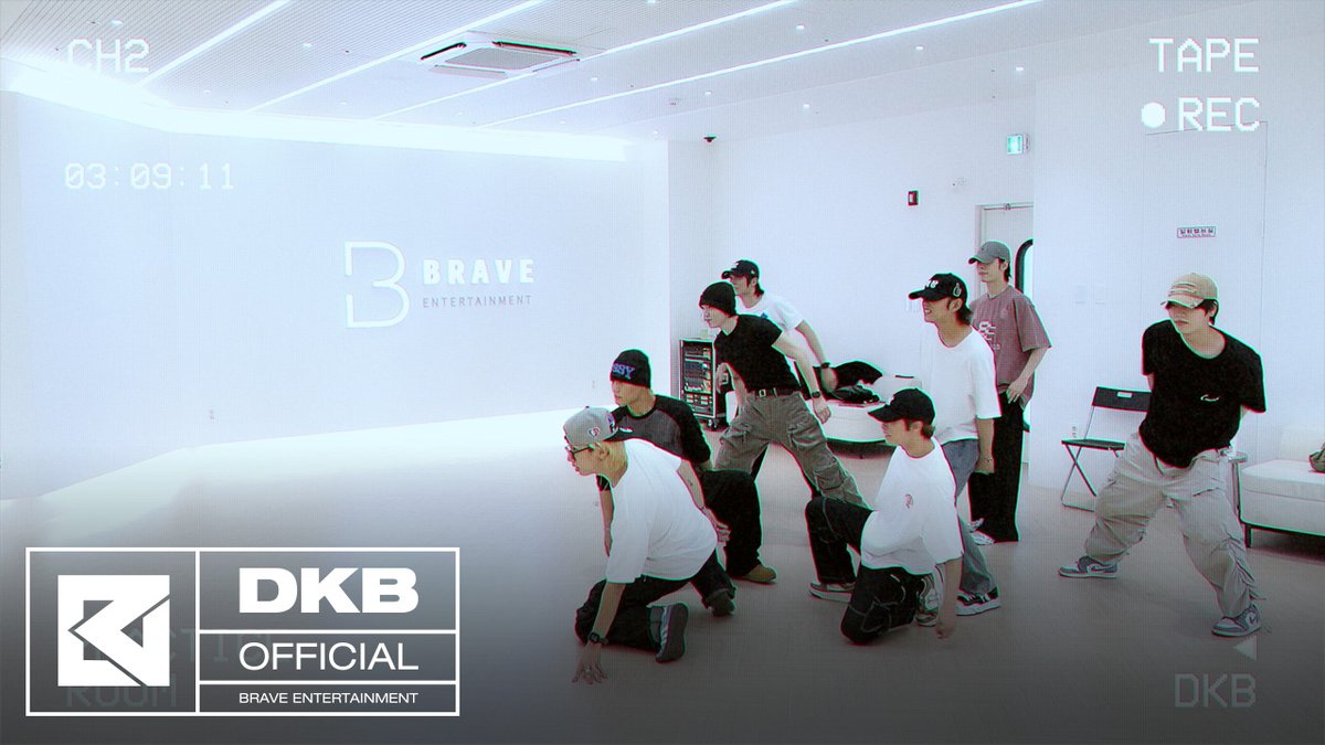 DKB the 8th Mini Album ๐ท๐พ๐ต:๐น๐๐๐๐ด๐บ๐ธ\?\๐๐
๐ด๐ถ๐๐ผ๐ถ๐ธ ๐
๐๐๐ 2024.07.17. 6PM (KST) #๋คํฌ๋น #DKB #20240717_6PM
