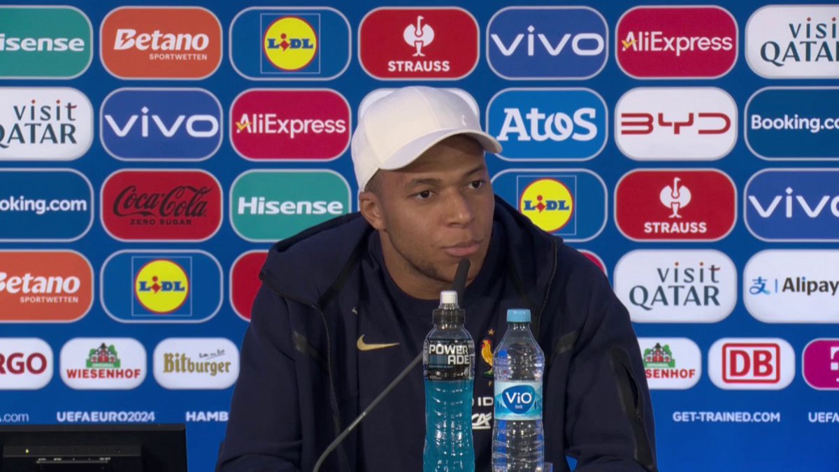 🇫🇷 FLASH - Kylian Mbappé : "Plus que jamais, il faut aller voter. Là, il y a vraiment urgence. On peut pas laisser notre pays entre les mains de ces gens-là. C’est vraiment urgent. On a vu les résultats, c’est catastrophique". (conférence de presse)