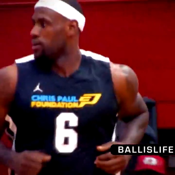 Bronny James Sr. was a MENACE in AAU growing up. This isn’t a case of nepotism, the 39 year old could HOOP. Big signing for the Lakers