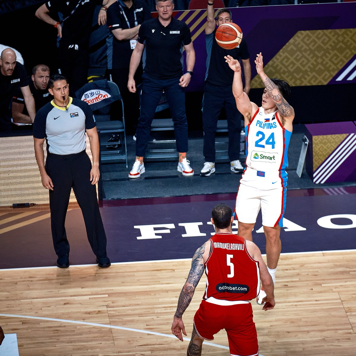 🇵🇭 Gilas Pilipinas shot the lights out (13/23 from downtown) to make the last four in Riga! ♨♨♨ #FIBAOQT
