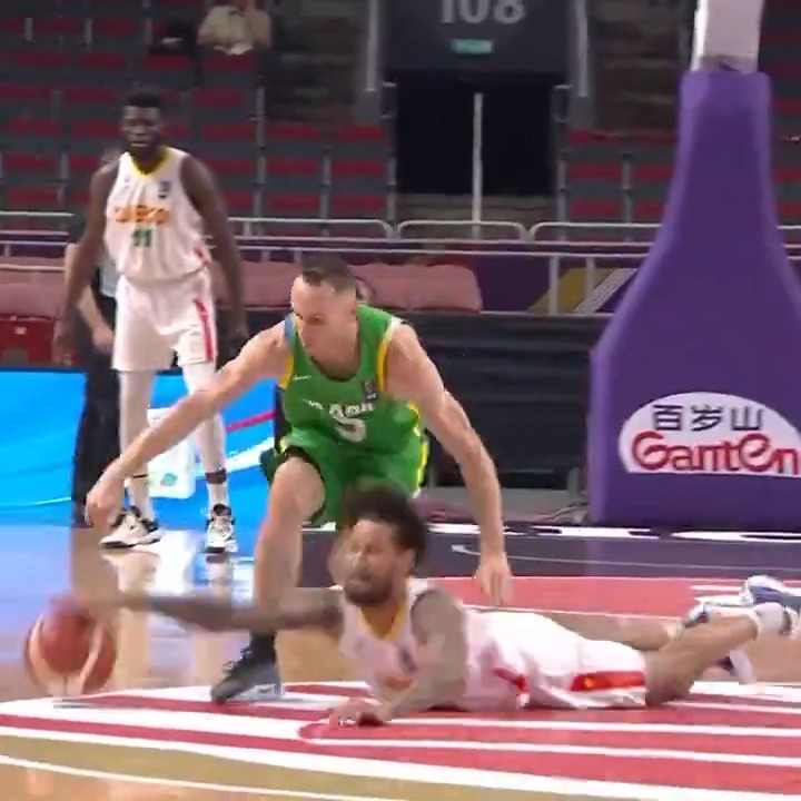 They call them the Indomitable Lions for a reason! 🦁 🇨🇲 #FIBAOQT x FECABASKET🏀🇨🇲 📺 💻