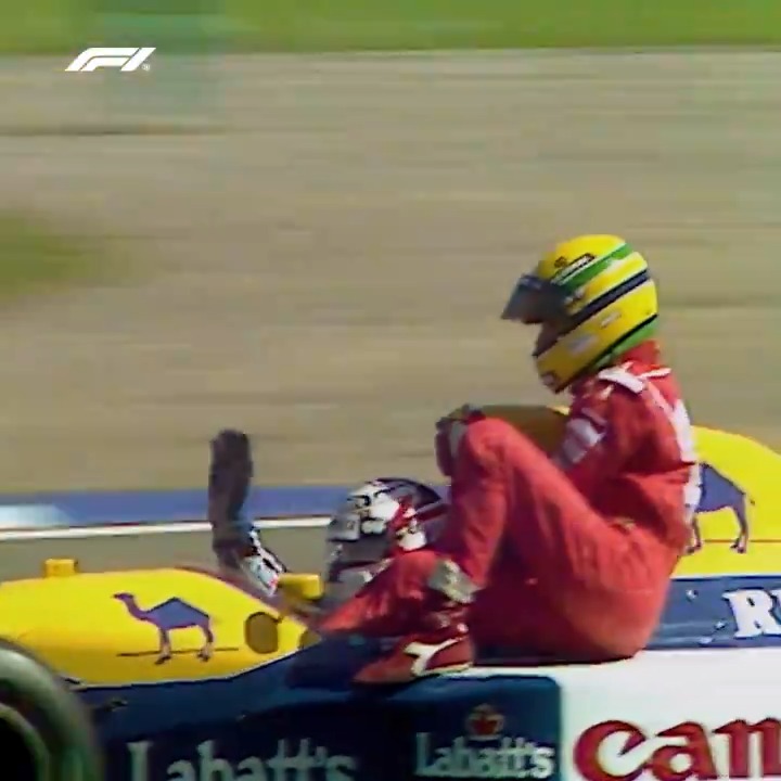 "Where to, Guv?" 🚖 Ayrton Senna hitches a ride back to the pit lane with Nigel Mansell 💪 #F1 #BritishGP