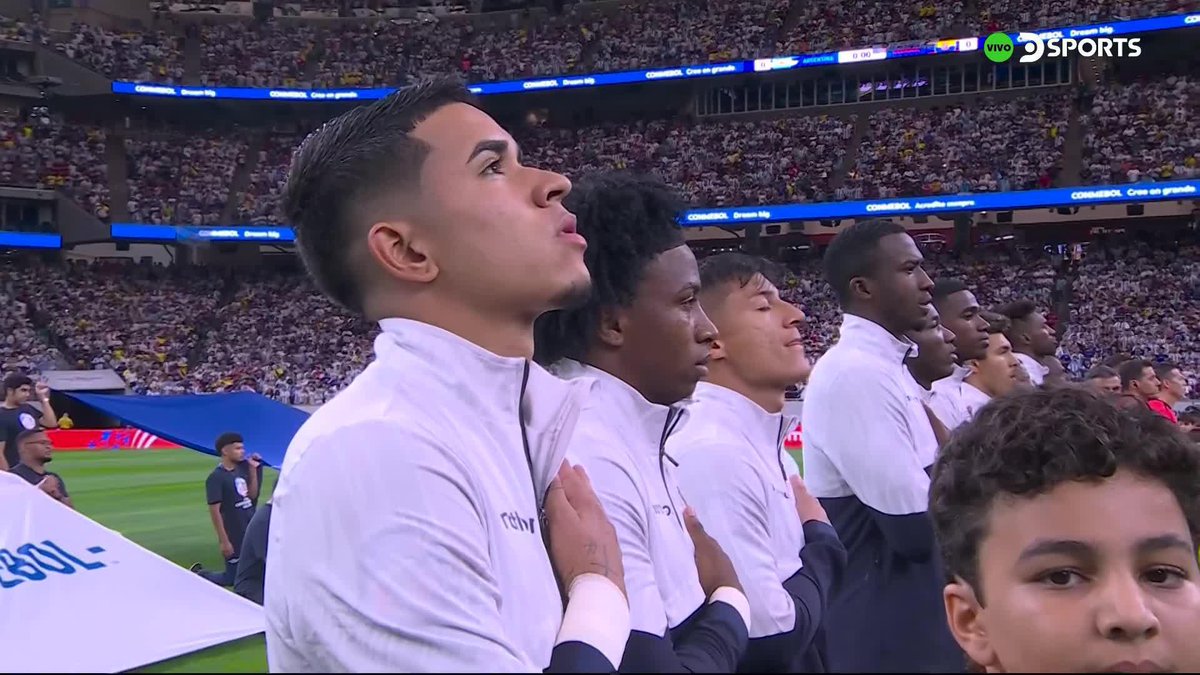 Con ustedes el HIMNO MÁS HERMOSO del mundo. ¡VAMOS ECUADOR! 🇪🇨❤️