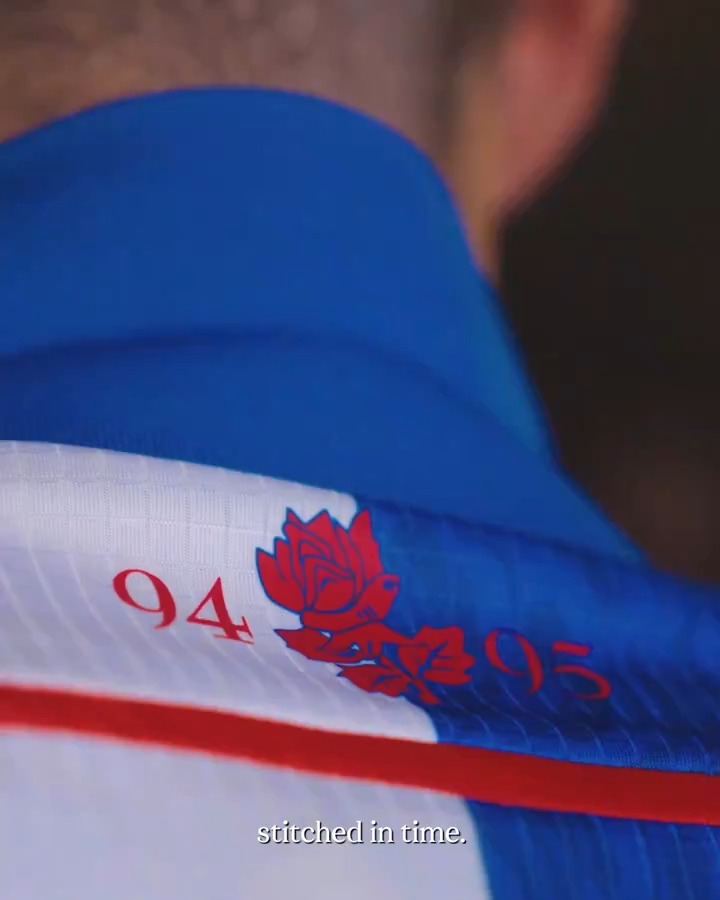 🪡 𝙎𝙩𝙞𝙩𝙘𝙝𝙚𝙙 𝙞𝙣 𝙏𝙞𝙢𝙚 We are delighted to reveal our new home kit for the 2024-25 campaign, inspired by our 1994-95 Premier League-winning kit, 30 years on from that historic achievement 🏆 Macron | Watson Ramsbottom | #Rovers 🔵⚪️