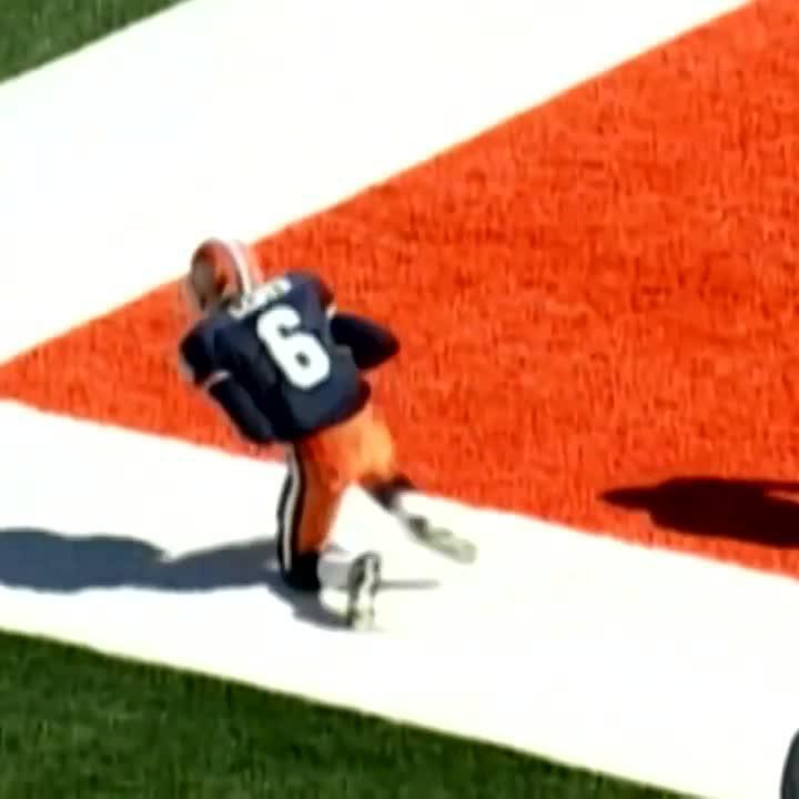 Name an underrated Big Ten Conference WR 👇 We'll start: Former Illinois Football star Brandon Lloyd. #B1GFootball