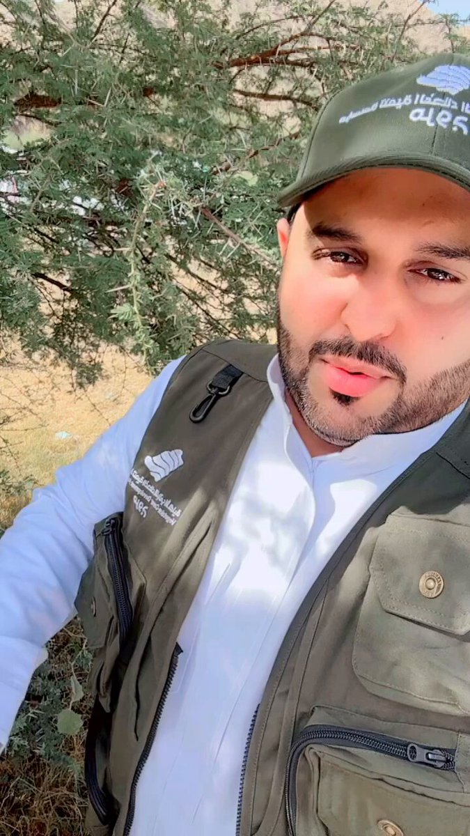 عندما تم منع نثر البذور بشكل عشوائي . البعض سأل قال طيب كيف نساهم في تكاثر الأشجار⁉️ الاجابة في الفديو 👇🏻 عندك مبادرة نوعية تخدم البيئة وتبي تعرف كيف تنفذها بالشكل السليم وتحت مظله رسمية ويدعمونك وتتبناها الدولة من هنا البداية🤏🏻 تابعهم Morooj Foundation | مؤسسة مروج