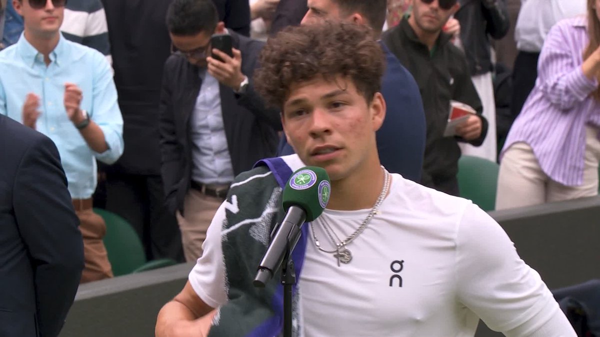 "We're back, big dog"🥰 Ben Shelton follows in the footsteps of his father Bryan, who made the fourth round at Wimbledon 30 years ago! #Wimbledon