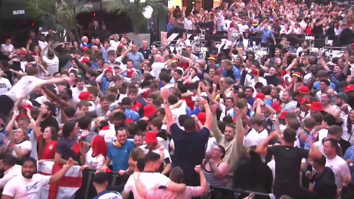 THIS WATCH-PARTY AFTER ENGLAND SCORED! 🔥