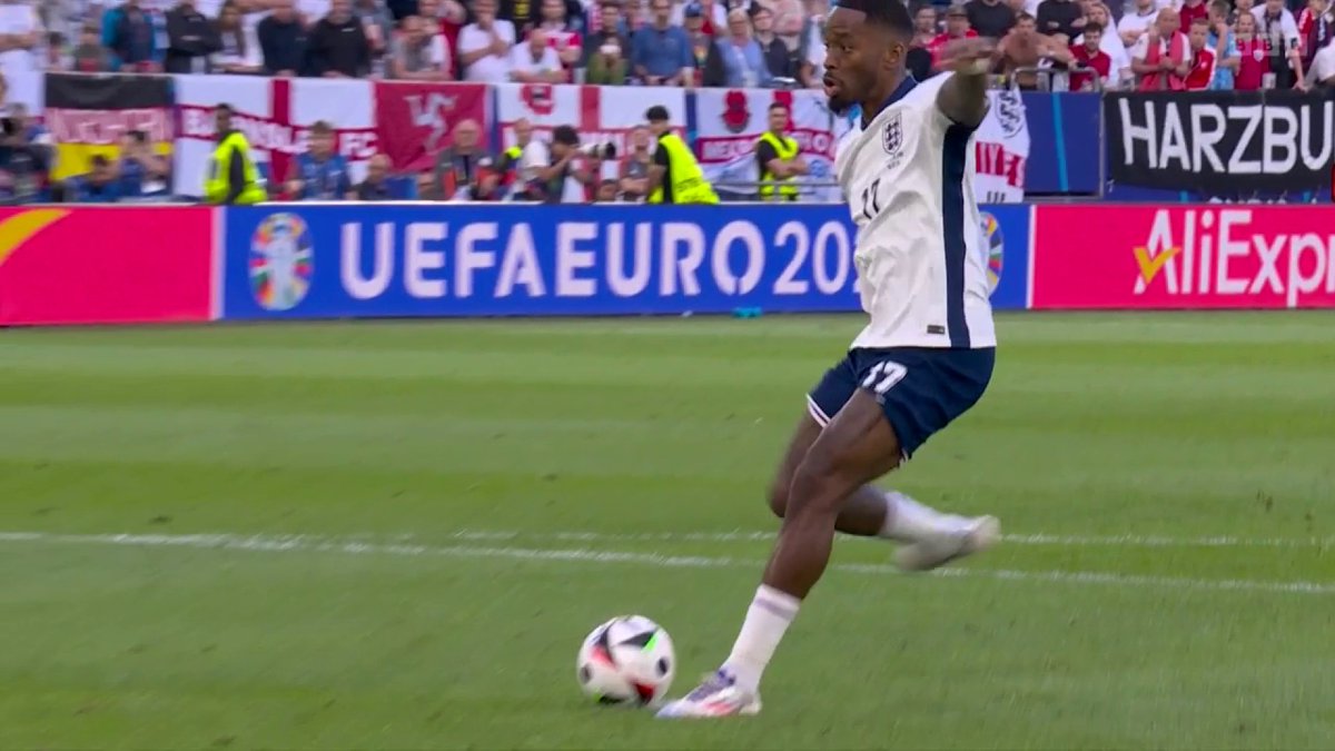 🗣️ "How can you not even look at the ball?!" Ivan Toney's penalty 👏 #BBCEuros #Euro2024 #ENGSUI