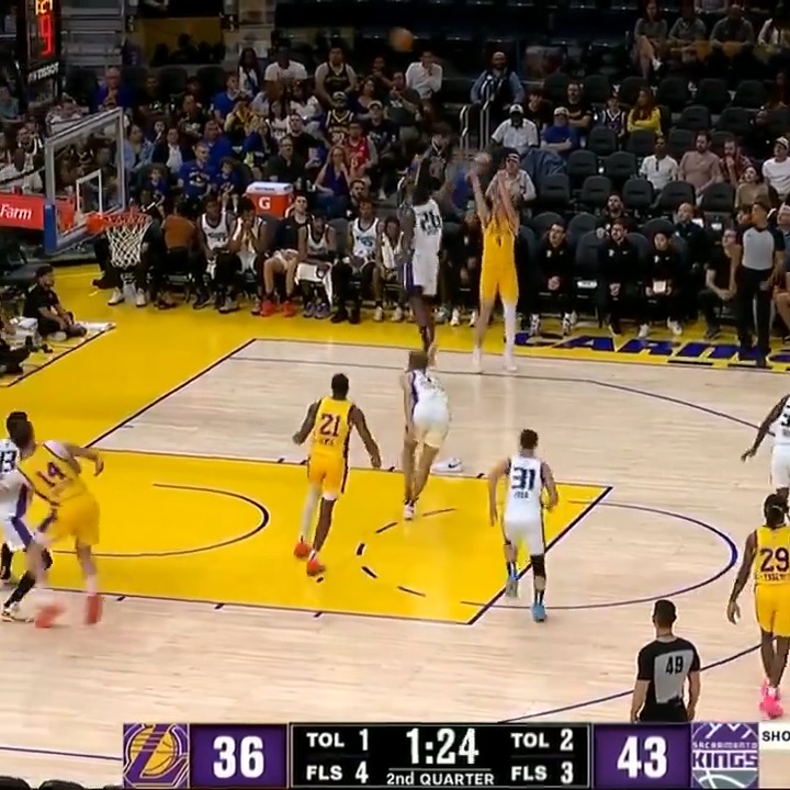 .Los Angeles Lakers #17 pick Dalton Knecht from deep 👌 His first bucket of #NBASummer!