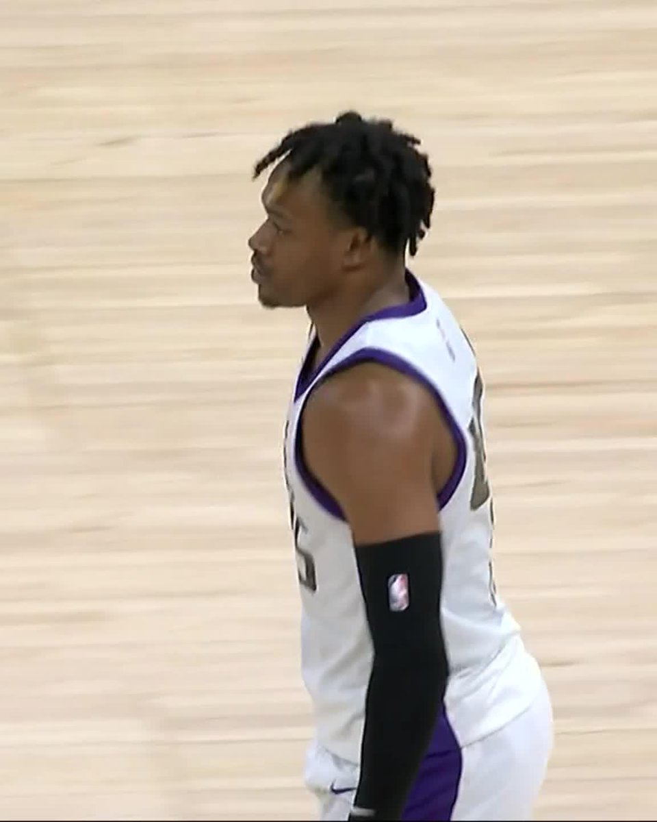 Adonis Arms is in a zone in his #SummerLeague game vs. the Lakers ♨️ #NBASummer