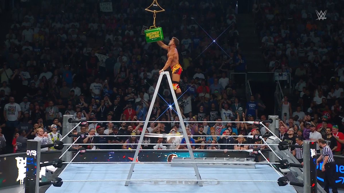 THIS IS INSANE!!! #MITB