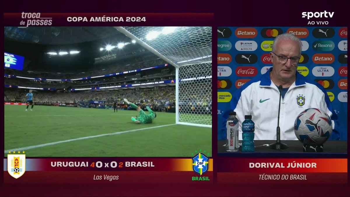 "Eu fiquei de fora porque eu vinha falando com cada um deles aquilo que vinha na minha cabeça" Dorival Jr. explicou o motivo de não estar na roda que rolou antes das penalidades. O que achou, torcedor?