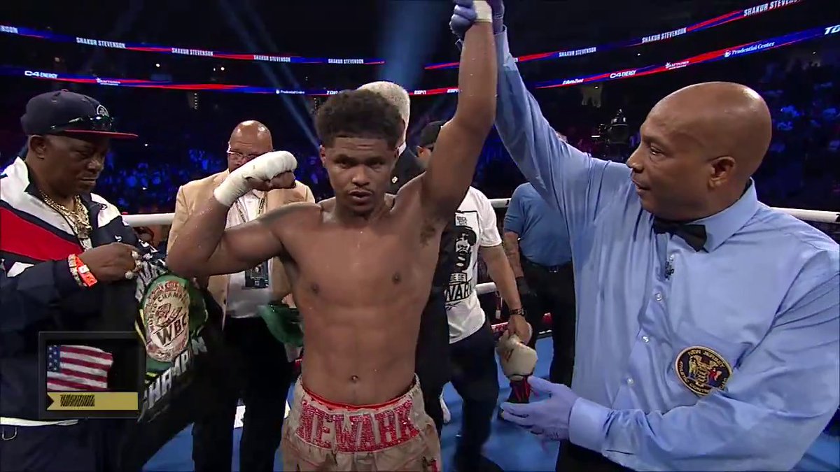AND STILL 🥊 Shakur Stevenson retains the WBC lightweight title 🏆 #ShakurArtem
