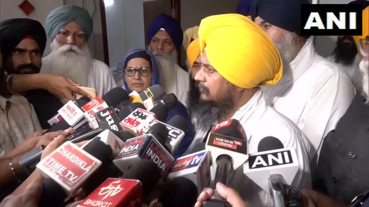 #WATCH | Amritsar, Punjab: After meeting parents of jailed MP Amritpal Singh, Jathedar of Takht Damdama Sahib Giani Harpreet Singh says, "...In India, if someone has a different opinion, he is put in jail under NSA. The slogan 'Hindu Rashtra Zindabad' was raised in Parliament and people were felicitated. What is wrong when a Sikh youth talks about 'Sikh Rashtra'?..."