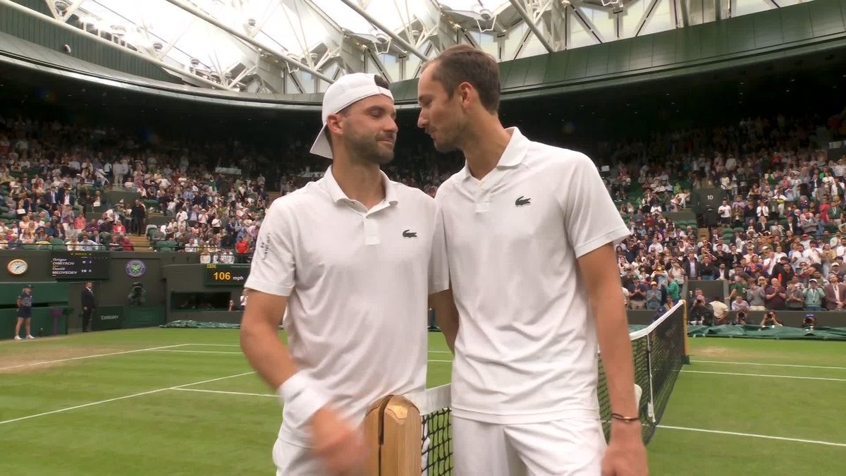 Sad scenes on No.1 Court 😢 Grigor Dimitrov is forced to retire due to injury against Daniil Medvedev 💔 #Wimbledon