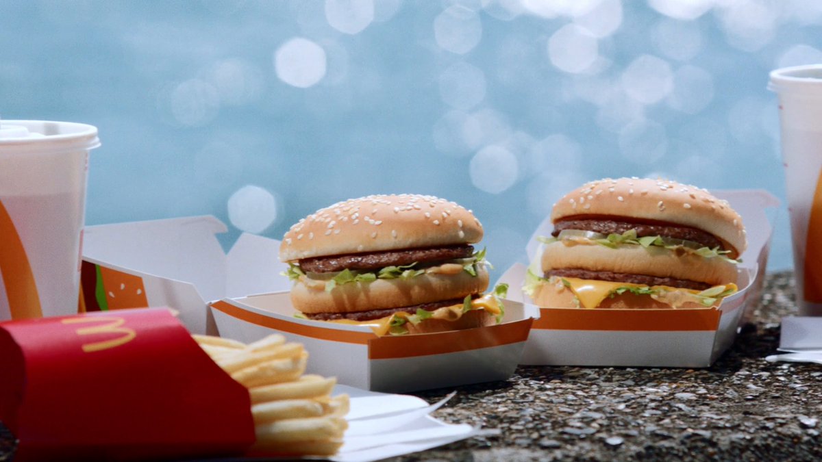 みんながずっと笑顔でいられますように。 マクドナルドから願いを込めて