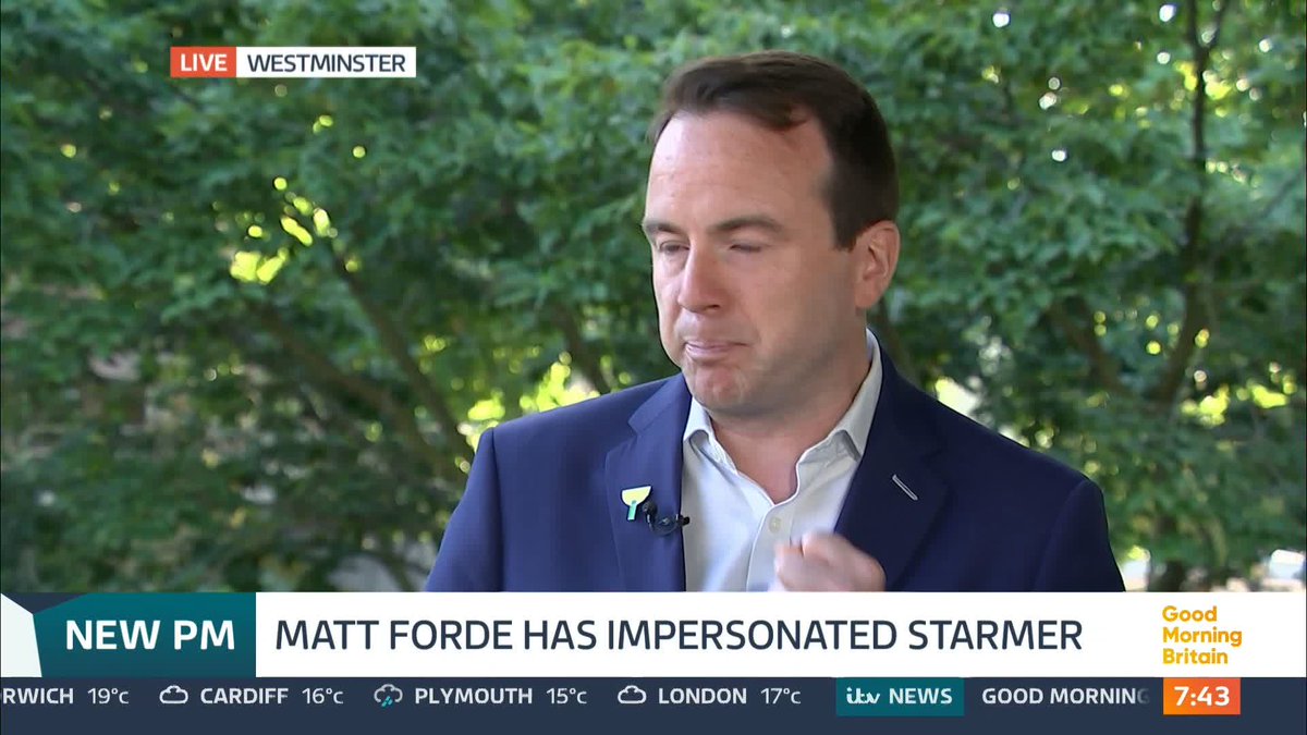 Matt Forde shapeshifts into each politician in front of our eyes! 🤩