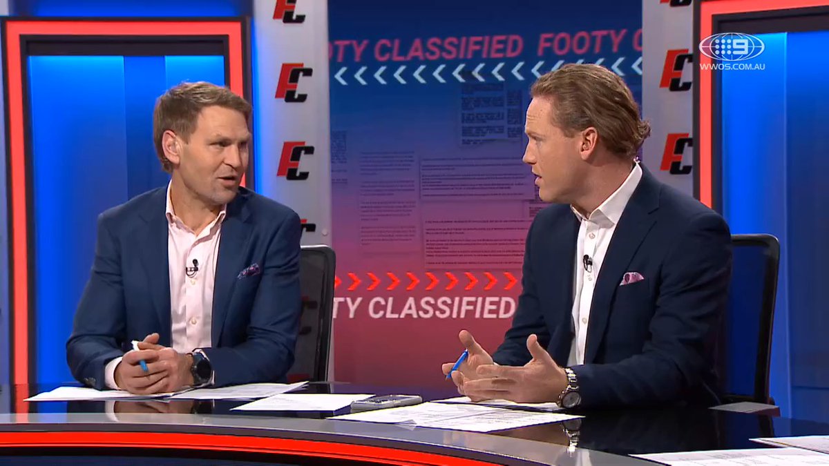"I think they're missing Mason Cox." "If you're relying on Mason Cox to be an influential player..." Fair to say Kane Cornes could not agree with Sam McClure's call on Collingwood's woes... #9FootyClassified | Live on 9Now 🖥️
