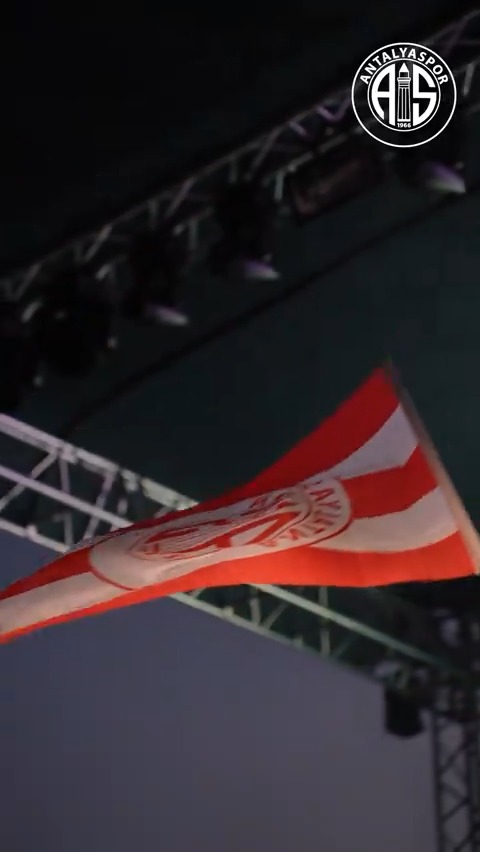 🔴⚪ Bu şanlı arma, hepimizin ortak noktası. Sen çok yaşa #Antalyaspor