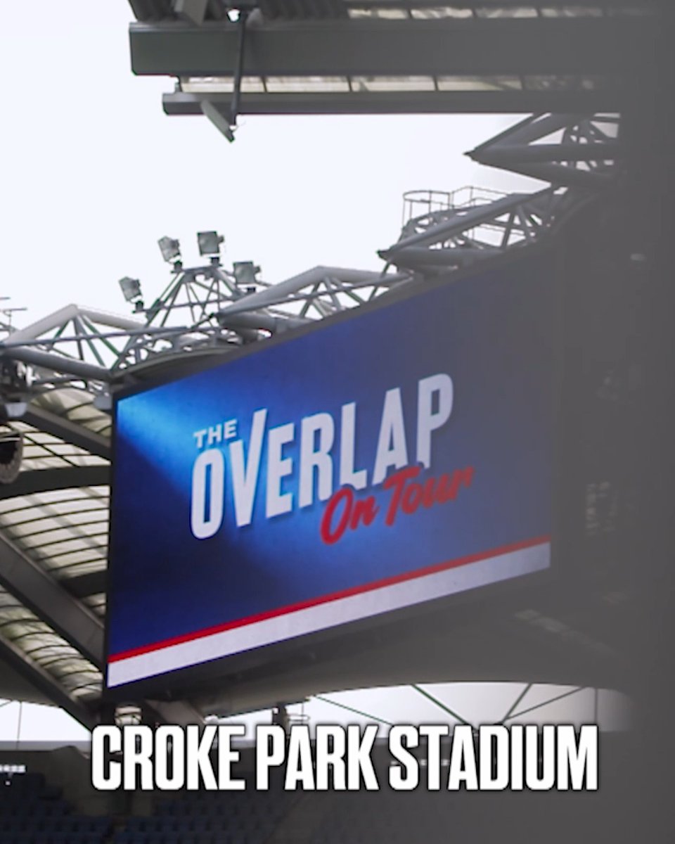 Here is when Roy Keane, Gary Neville and Jamie Carragher met TJ Reid to play some hurling in Croke Park on ‘The Overlap’.