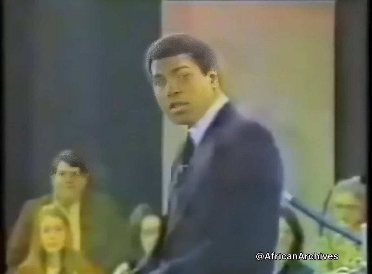 Muhammad Ali completely shut down this two white women with facts!