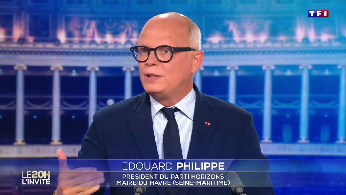 🗣️ "L'important, c'est d'être prêt quoi qu'il arrive" déclare Edouard Philippe sur la réflexion autour de sa candidature à l'élection présidentielle de 2027 ▶️ #LE20H Gilles Bouleau
