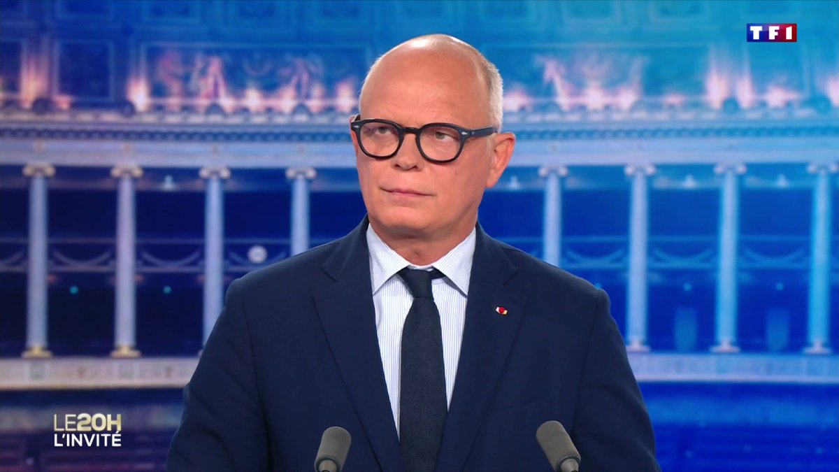🗣️ Edouard Philippe révèle avoir "dîné" avec Marine Le Pen, comme l'affirme le journal Libération ▶️ #LE20H Gilles Bouleau
