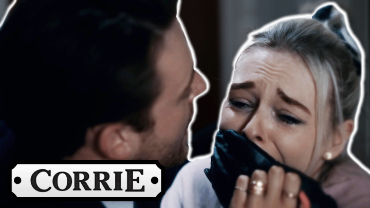 Lauren's been living in a nightmare! 😰 😰 😰 Watch the full episode now👇 #Corrie ITV ITVX STV