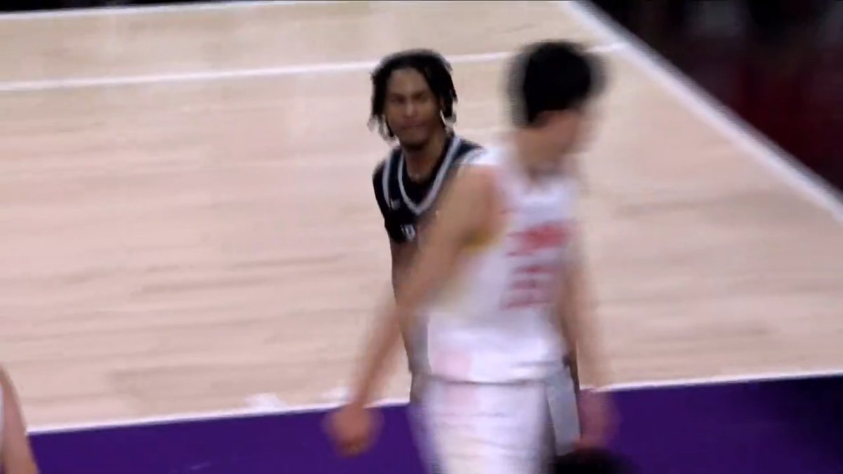 .San Antonio Spurs No. 4 pick Stephon Castle with the two-hand jam 😤