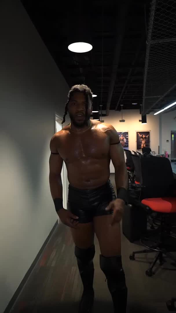 TRICK BELIEVES IN JOE HENDRY 👏👏 #WWENXT