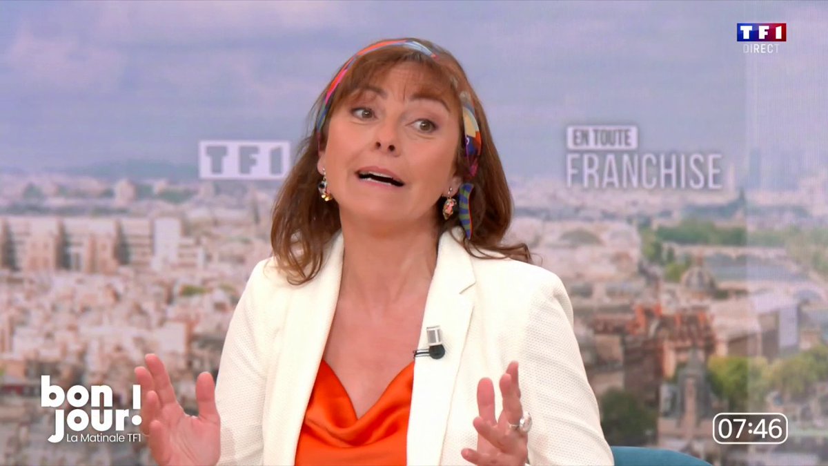 "C'est incroyable de voir Édouard Philippe qui dîne avec Marine Le Pen (...) Il faut arrêter, il faut être sérieux", Carole Delga, présidente de la région Occitanie (PS) dans #BonjourLaMatinaleTF1