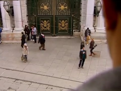 Kavak Yelleri dizisinde Aslı’nın öldü sandığı Efe’yi yıllar sonra gördüğü sahne...