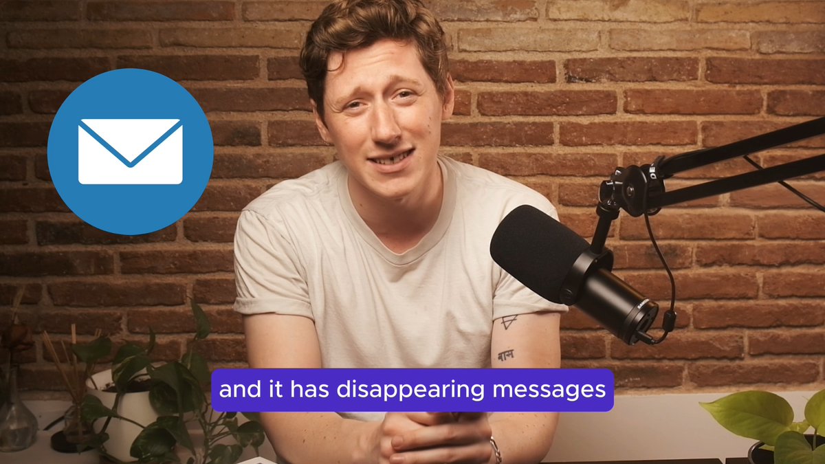 Did you know that #WhatsApp shares its metadata with Meta? While your messages are encrypted, #Meta knows your location, who you’re communicating with, at what time, how often, and from which device. Find our list of #privacy-first alternatives here 👉