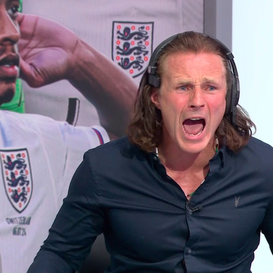 That reaction from Gareth Ainsworth was every England fan! 💥
