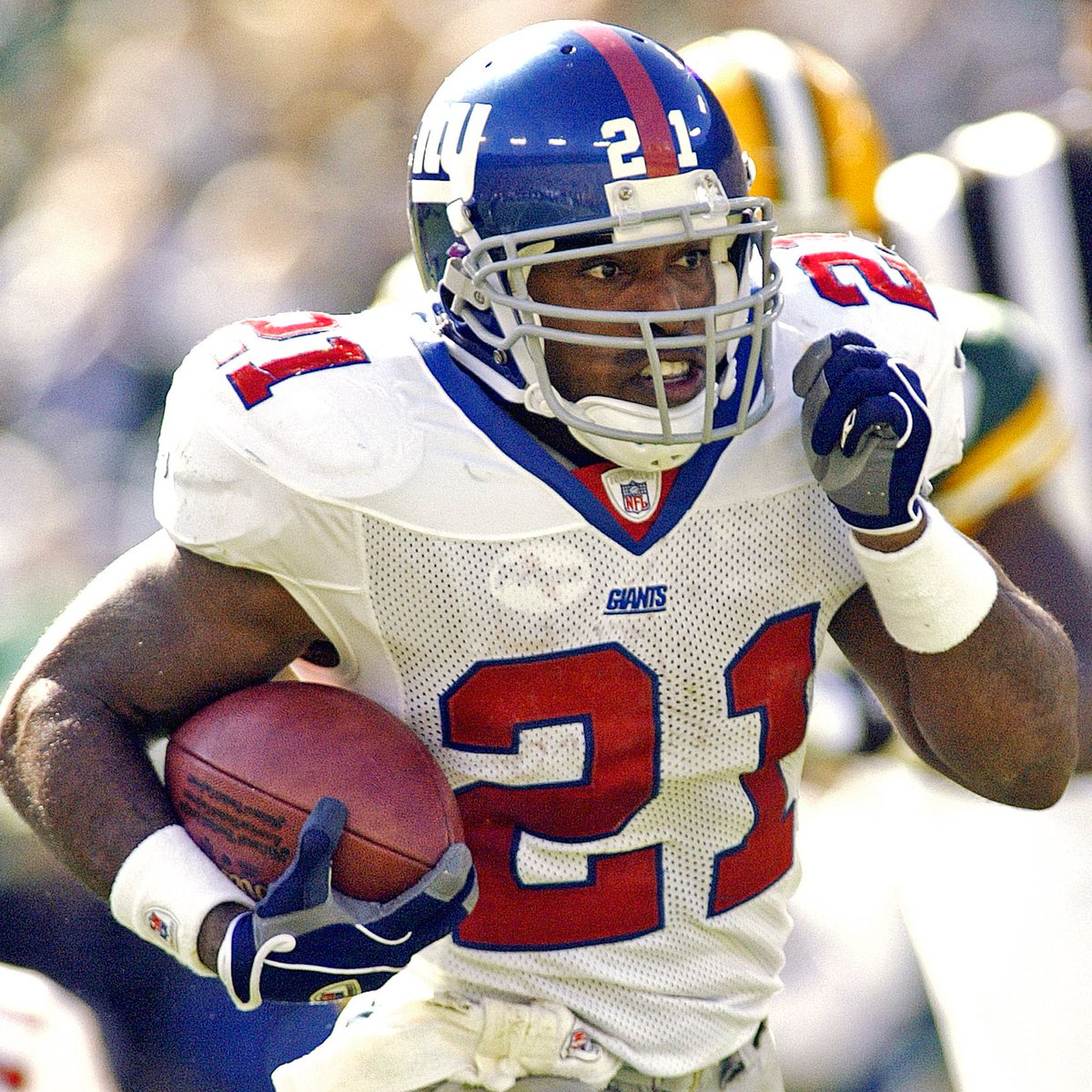 A lot of kids grew up wanting to play RB like Tiki Barber ❤️