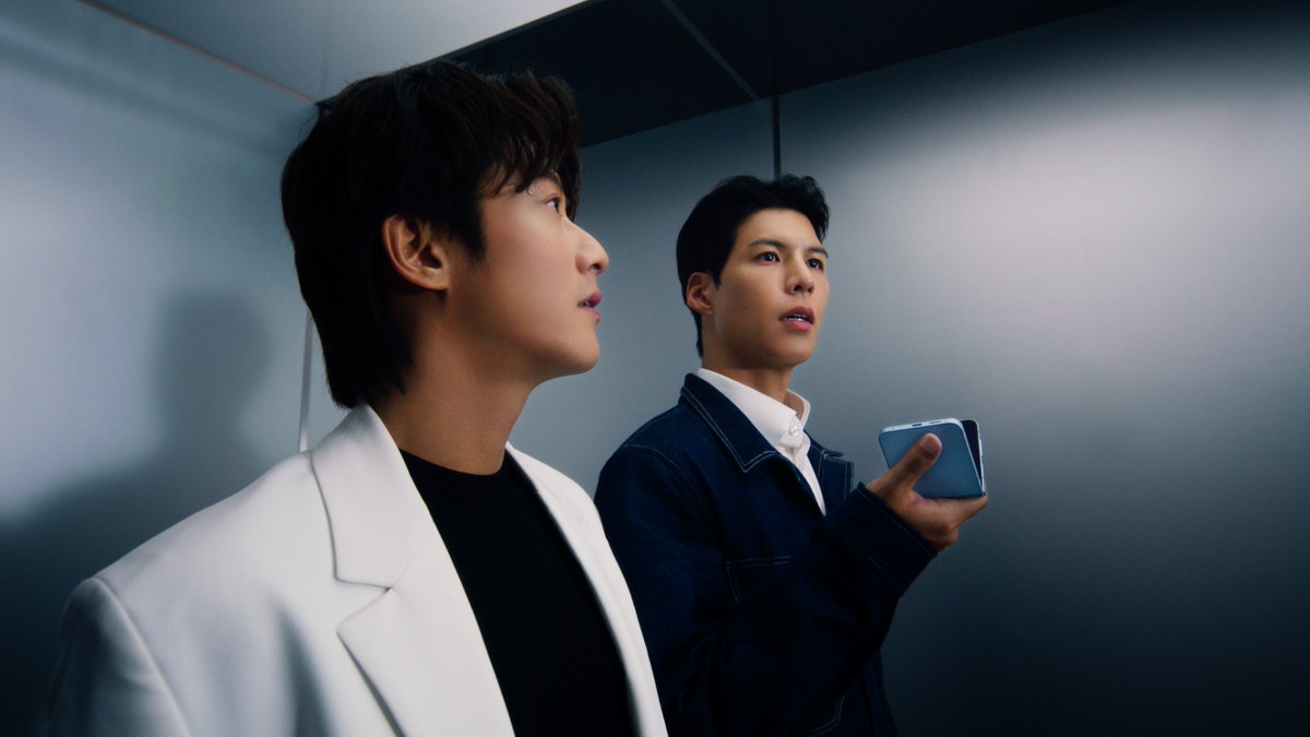 ปลดปล่อยร่างทอง เผยความ "พับ" ไปกับ #GalaxyZFlip6 และ #GalaxyZFold6 จองได้แล้ววันนี้ พร้อมรับโปร Pre-order 👉 ดูข้อมูลเพิ่มเติมเกี่ยวกับ Galaxy Z Flip6 👉 #GalaxyAI #Samsung
