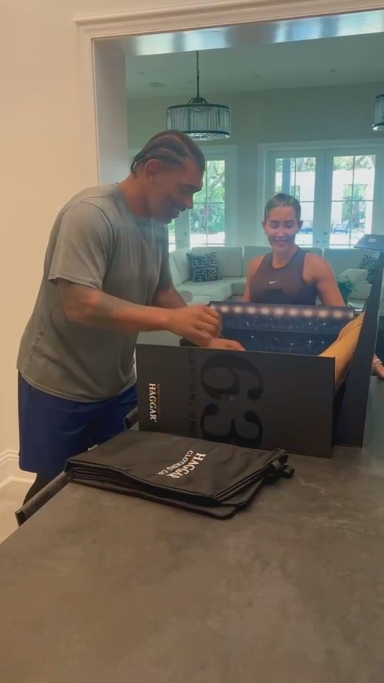 Hall of Famer No. 377 has received his box! Julius Peppers got to see his Gold Jacket created by Haggar Clothing Co. for the first time. #PFHOF24