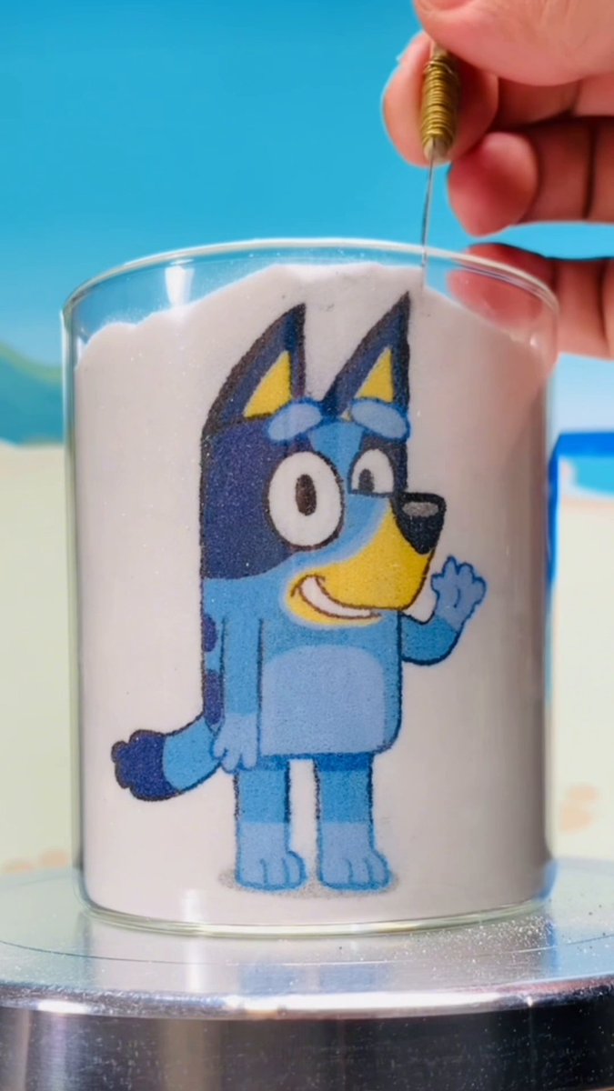 BEACH! 🏖️ #Bluey sand art created by FallingInSand⏳ ⏳