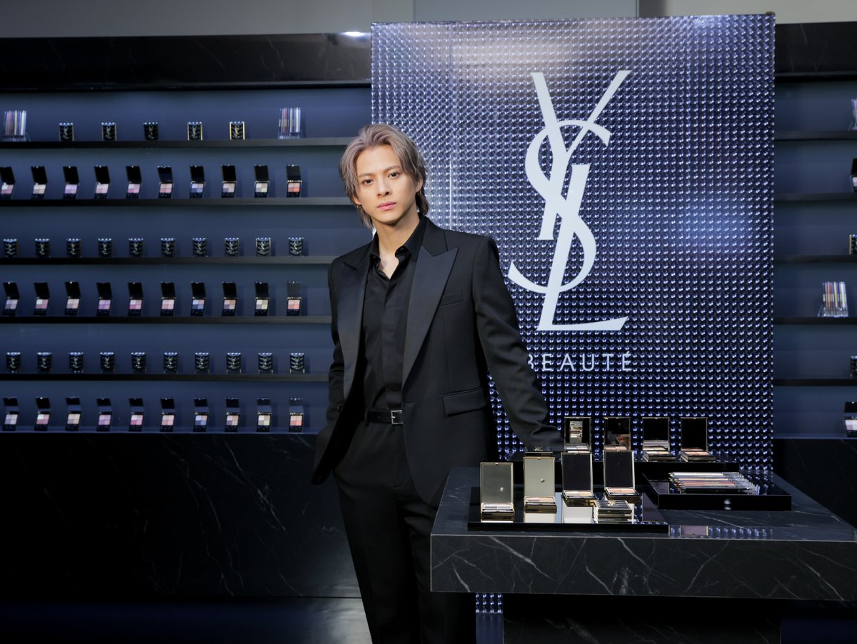 アジア アンバサダー平野紫耀さんから、本日より開催のポップアップ イベント「YSL LOVESHINE FACTORY」についてコメントが届きました。 ▼イベント詳細はこちら 7月12日-7月16日 MEDIA DEPARTMENT TOKYO 入場無料/予約不要