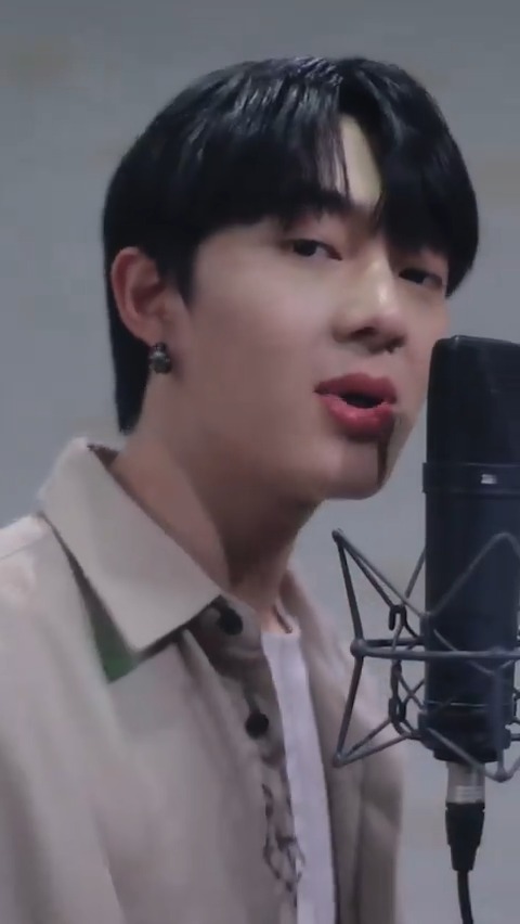 Official MV OUT NOW! ✨ "กาลเวลาพิสูจน์รักแท้" Ost.พรชีวัน ศิลปิน NuNew 🔗 Youtube Ch3Thailand Music : #กาลเวลาพิสูจน์รักแท้xNunew #นุนิวกาลเวลาพิสูจน์รักแท้ #NuNewxPoncheewan #พรชีวัน #ดวงใจเทวพรหม #ChandelierMusic