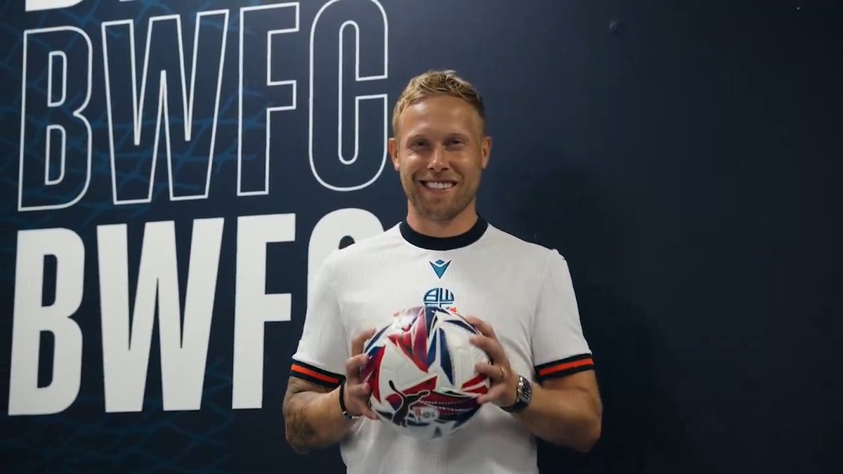 S̶a̶t̶u̶r̶d̶a̶y̶ ̶n̶i̶g̶h̶t̶... It's Friday night and I like the way you move 🎶 #bwfc