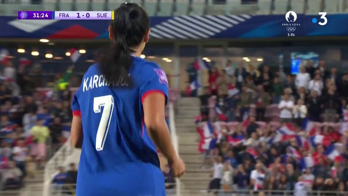 OH LE BANGER DE SAKINA KARCHAOUI !!! 🤩🇫🇷🚀 🎥 francetvsport