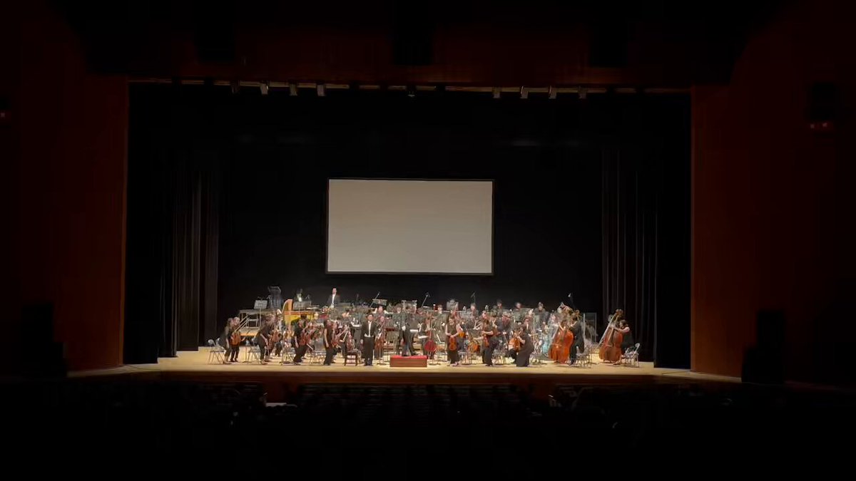 【広島公演 終演】 UNDERTALE SYMPHONIC CONCERT TOUR 2024 in Hiroshima 本当にありがとうございました！ 熱く温かいお客様の拍手最高でした👏 春から始まった旅も一度終わります。 そして来月からはアンコール公演へ…！ 感想はこちらのハッシュタグにて ▼ ▼ ▼ #UNDERTALEコンサート2024 ありがとうございました！ お気をつけてお帰りください！ #UNDERTALE #アンダーテイル #アンテ #オケコン #オーケストラ #コンサート