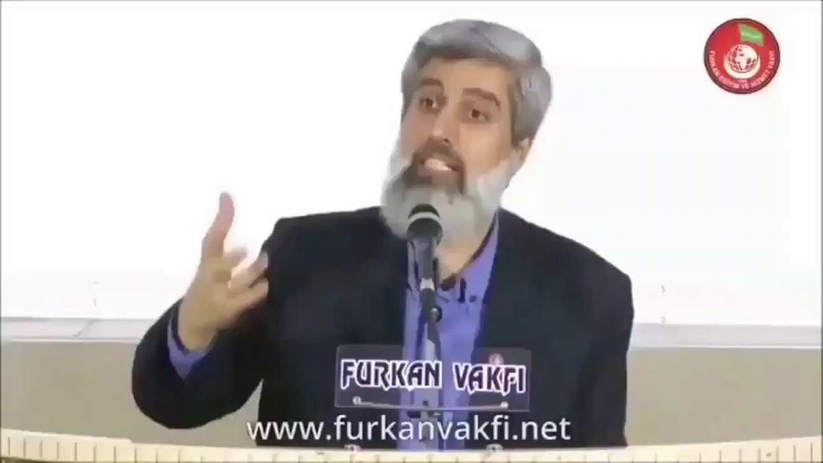 "Hocanız, bize bunu yapanlar FETÖ'cülerdir derse önü açılır. Dedim ki ben şerefsiz miyim?" Alparslan Kuytul Malesef güçe teslim olmuş büyük bir kısım hocalar senin gibi şerefli olamadılar...