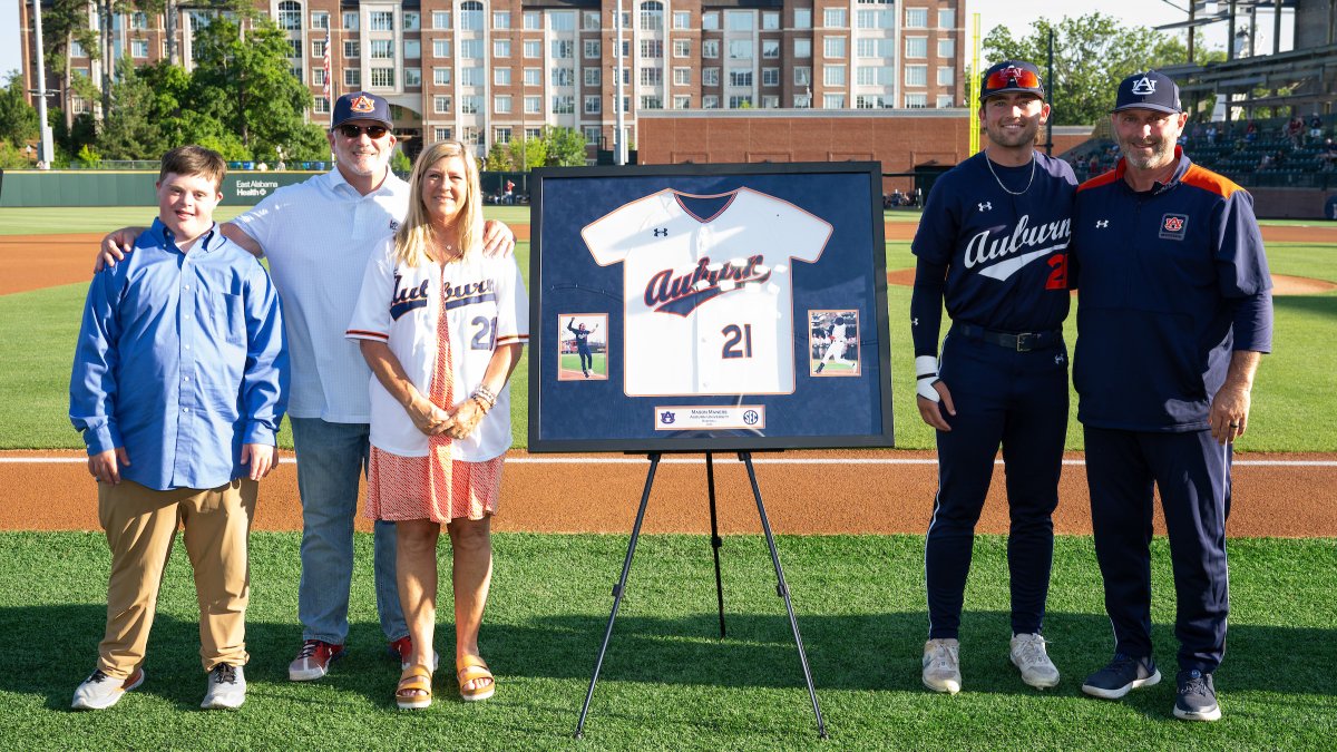 𝗦𝗲𝗻𝗶𝗼𝗿 𝗦𝗽𝗼𝘁𝗹𝗶𝗴𝗵𝘁: Mason Maners "This isn't just a one-year thing for me. Auburn is always going to be a part of my life." #WarEagle