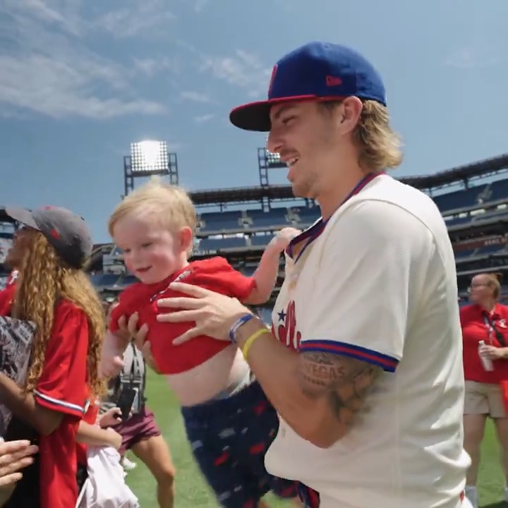 "Everyone keeps giving me their kids!" 😂 Come along for Bryson Stott mic'd up on Coca-Cola Photo Day